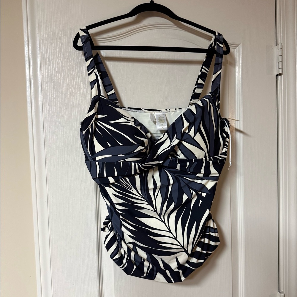 Anne Cole Navy and White Tropical Leaf Swimsuit Top (only)